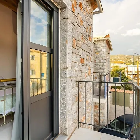 Mani Stone Built A Breath Away To The Sea Apartment