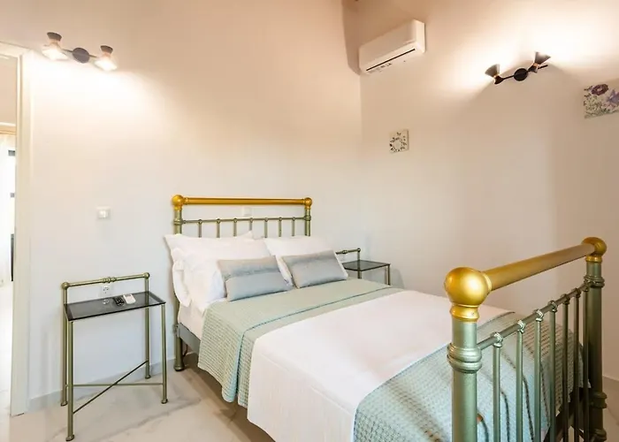 Mani Stone Built A Breath Away To The Sea Stoúpa