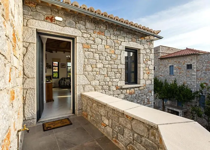 Mani Stone Built A Breath Away To The Sea * Stoúpa